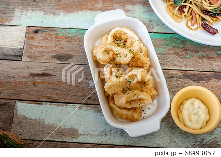 Spaghetti, food, street, asia, delicious, bacon, sausage on the wood floor, photo jpg 68493057