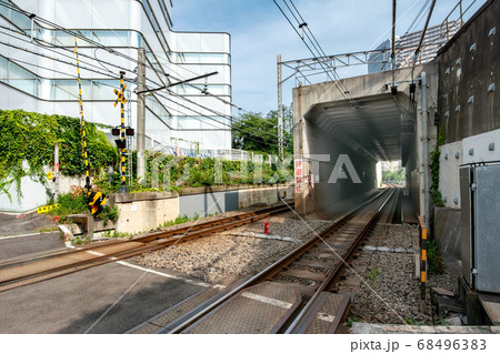 長者丸踏切 68496383