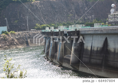 矢作ダム　ダム湖側 68497804
