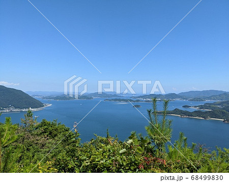 因島と瀬戸内海(三原市　筆影山からの景色) 68499830
