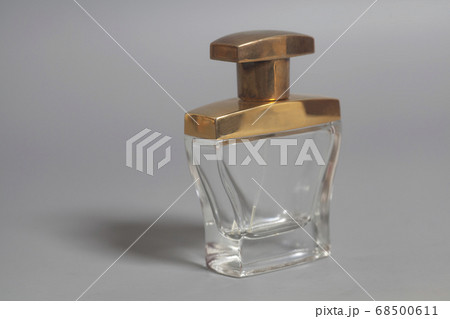 Men's perfume in beautiful bottle Men's perfume in beautiful bottle 68500611