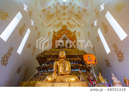 Wat Song Yot,A beautiful old temple in the middle of the valley in Mae Chaem District, Chiang Mai Province. Northern Thailand Wat Song Yot,A beautiful old temple in the middle of the valley in Mae Chaem District, Chiang Mai Province. Northern Thailand 68501328