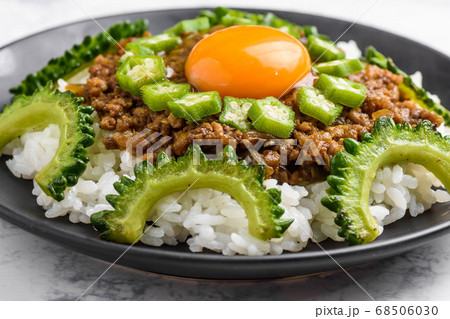 夏の味覚 ゴーヤカレー 夏の味覚 ゴーヤカレー 68506030