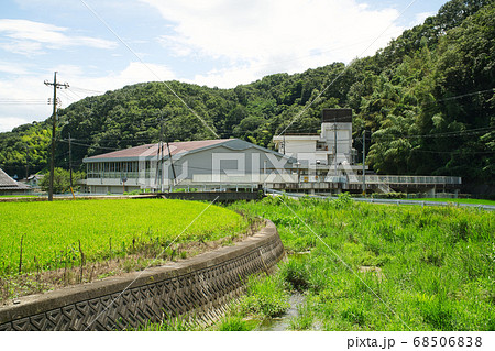 【廃校】旧岡山市立高田小学校 真夏の風景 北側より撮影 岡山県岡山市北区 【廃校】旧岡山市立高田小学校 真夏の風景 北側より撮影 岡山県岡山市北区 68506838
