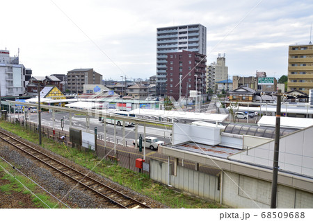石山駅から米原駅までの琵琶湖線車窓からの風景 石山駅から米原駅までの琵琶湖線車窓からの風景 68509688