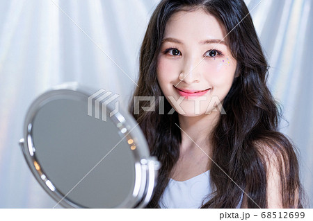 女性 女 女の子 68512699