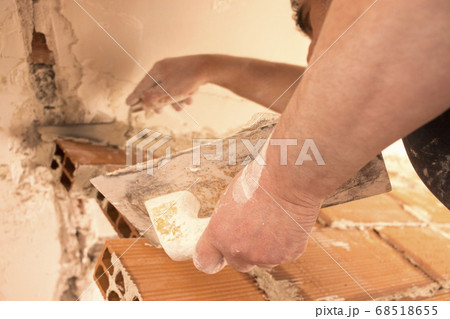 Building renovation works in appartment 68518655