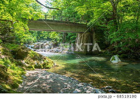 照葉峡　奥利根　　群馬県みなかみ町　　 68519190