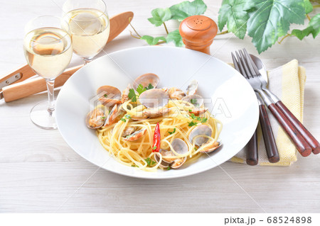 イタリアンパスタのボンゴレ・ロッソ(あさりの塩味のパスタ) イタリアンパスタのボンゴレ・ロッソ(あさりの塩味のパスタ) 68524898