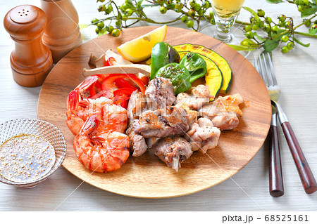 夏だお家でバーベキュー気分!(BBQ)グリルプレート料理 夏だお家でバーベキュー気分!(BBQ)グリルプレート料理 68525161