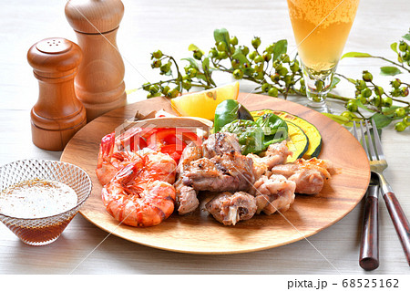 夏だお家でバーベキュー気分!(BBQ)グリルプレート料理 夏だお家でバーベキュー気分!(BBQ)グリルプレート料理 68525162