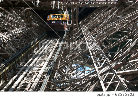 Eiffel Tower Elevator, Paris, France 68525802