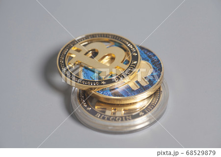 Golden Bitcoin Crypto Currency 68529879