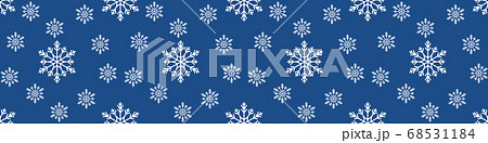 Christmas seamless pattern with snowflakes on pastel blue background. wide banner 68531184