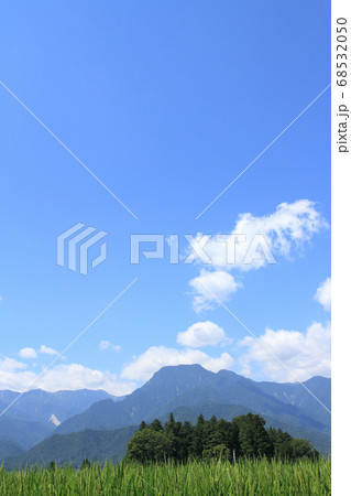 北アルプス山麓 夏の安曇野 北アルプス山麓 夏の安曇野 68532050