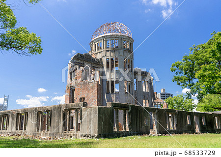 お盆期間の原爆ドーム（8月14日撮影）広島県広島市 68533729