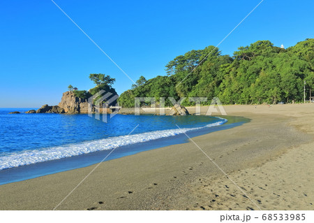 【高知県】快晴下の桂浜 68533985