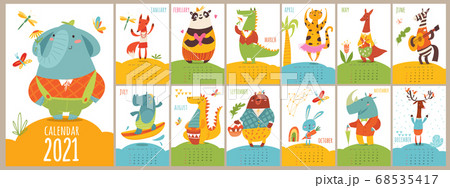 Cartoon vector 2021 calendar with funny wild animals 68535417