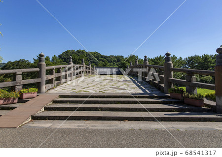 4連アーチの石橋と桜島 4連アーチの石橋と桜島 68541317