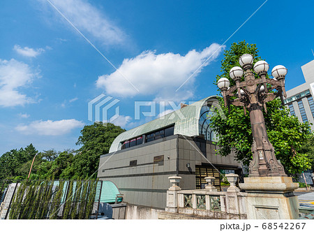 日本の東京都市景観　四ツ谷駅などを望む 68542267
