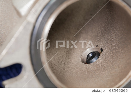 インテークマニホールド　Mapセンサー 68546066