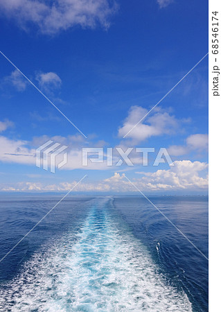 夏の日本海を航海 夏の日本海を航海 68546174