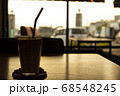 コーヒー アメリカーノ 室内 68548245