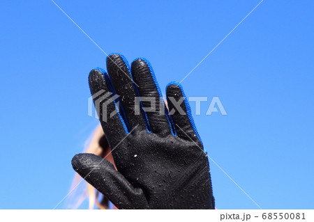 gloved hand for water sports gloved hand for water sports 68550081