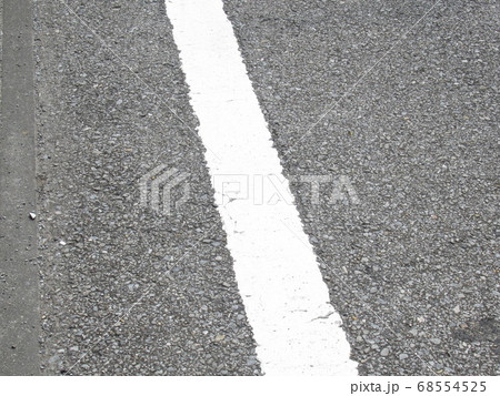道路の白線 道路の白線 68554525