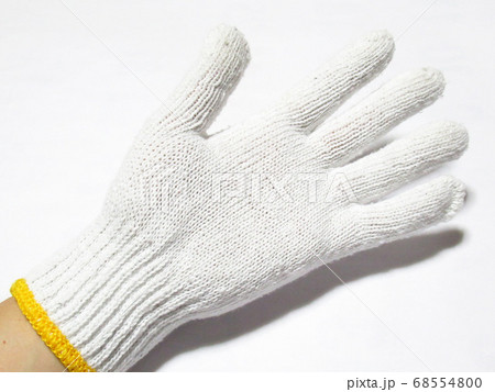 軍手をはめた手 68554800