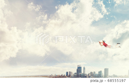 Feeling young and free Feeling young and free 68555197