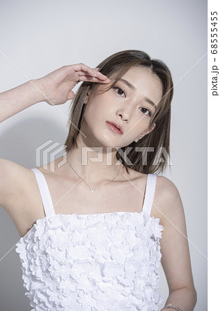 女性 女 女の子 68555455