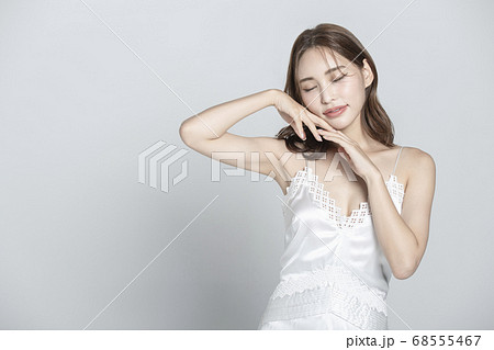 ビューティー 女性 女 68555467