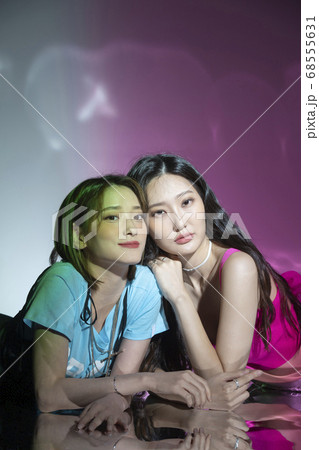 女性 女 女の子 68555631
