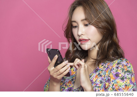 女性 女 女の子 68555640