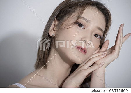 ビューティー 女性 女 68555669