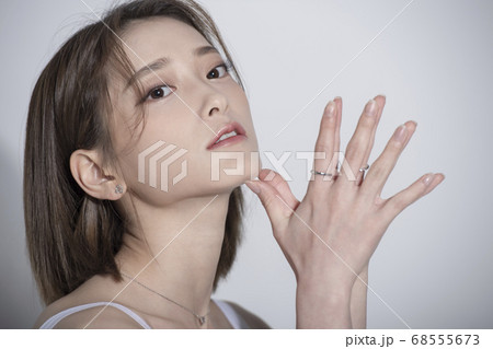 女性 女 女の子 68555673