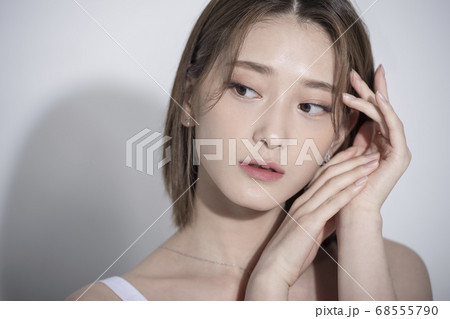 ビューティー 女性 女 68555790