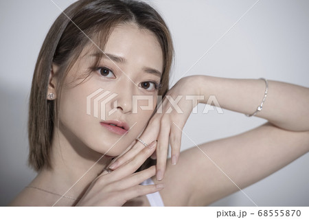 ビューティー 女性 女 68555870
