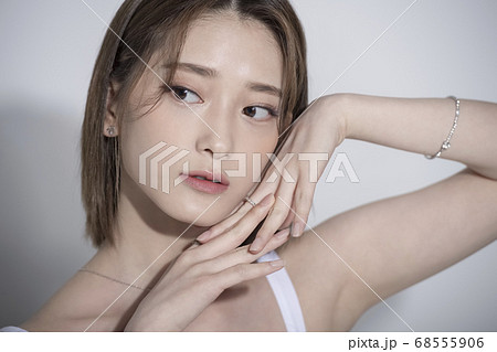 ビューティー 女性 女 68555906