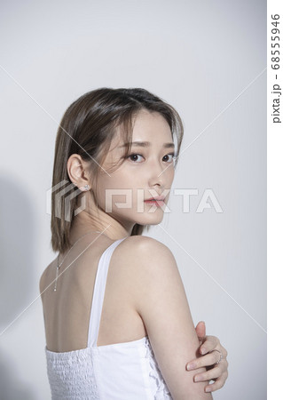 女性 女 女の子 68555946