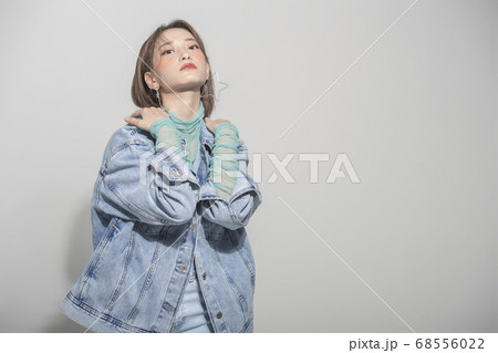 女性 女 女の子 68556022