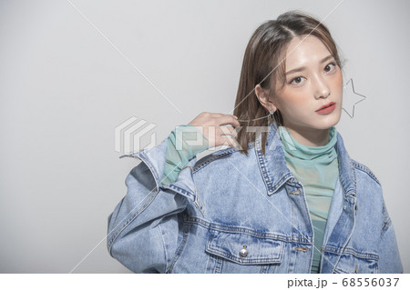 女性 女 女の子 68556037