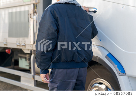 トラック運転手 トラック運転手 68557085