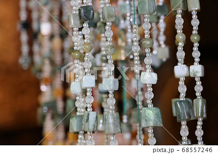 The bead, rounded and square shape with perforated 68557246