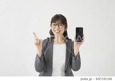 頼りになるビジネスウーマン 敏腕マネージャー スーツ 頼りになるビジネスウーマン 敏腕マネージャー スーツ 68558106
