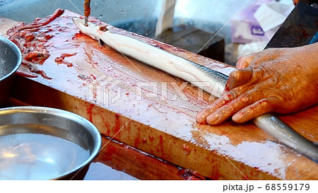 うなぎ捌きかた 68559179