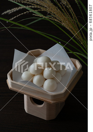 月見団子 68561807