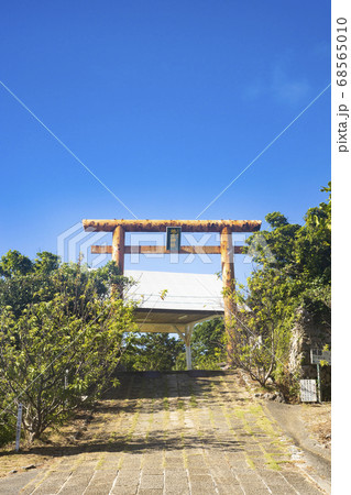 与論城跡　地主神社 68565010