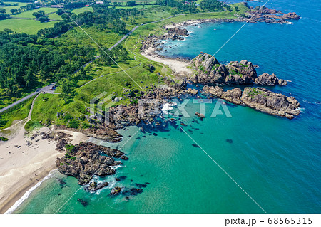 青森県八戸市 国立公園種差海岸の空撮の写真素材 [68565315] - PIXTA